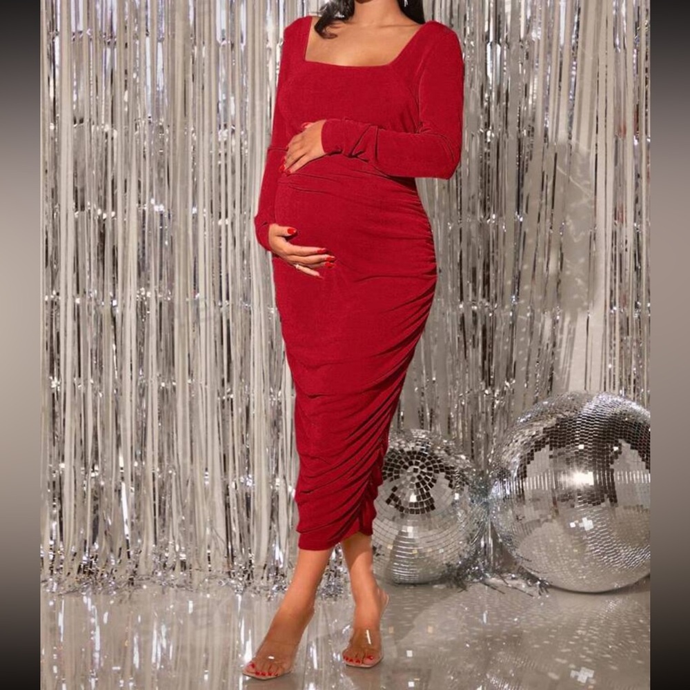 MATERNITY dress.